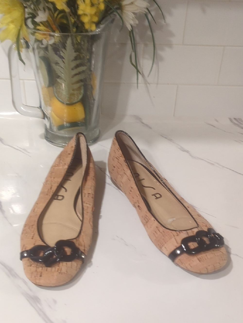 11M Vintage 90s Fashion Cork-Textured Chain Accent Ballet Flats - Beige